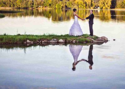 Sesja ślubna nad jeziorem Kłodno